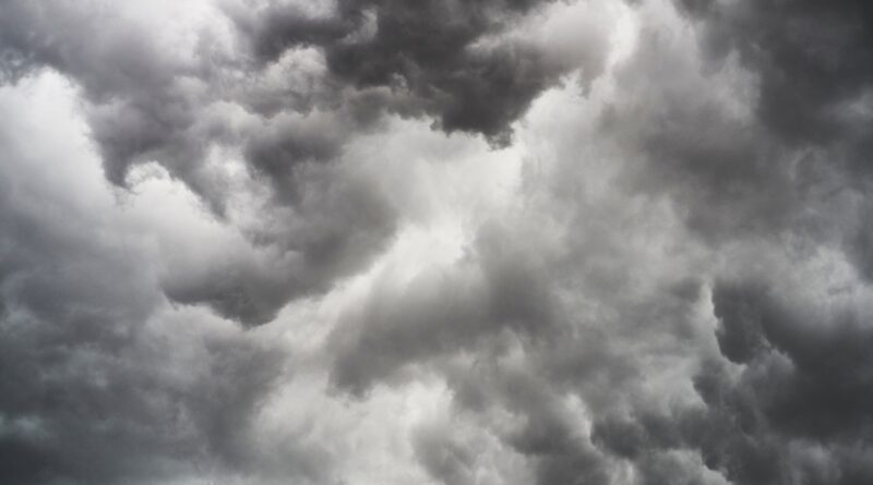 Chuva não dá 'trégua' e previsão do tempo aponta risco de alagamentos e deslizamentos; saiba onde