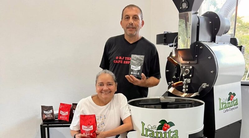 Casal carioca transforma grãos de café em produto de excelência