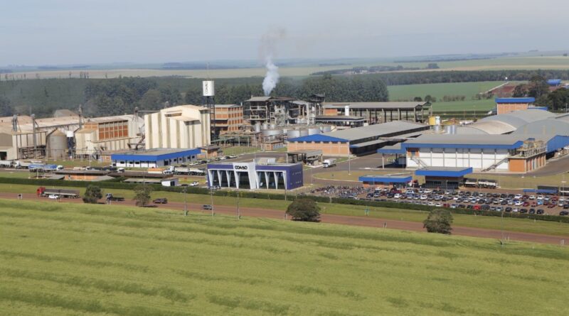 Complexo agroindustrial da Coamo, em Campo Mourão.