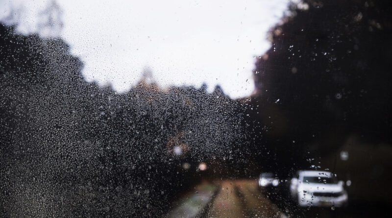 Chuvas de 100 mm, ventos fortes, alagamentos e queda de temperatura: saiba a previsão para os próximos dias