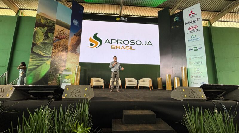 ‘O momento da colheita simboliza esperança e o suor do trabalho do produtor’, afirma Buffon